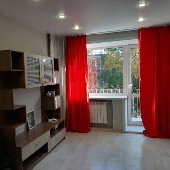 Продается 1-комнатная квартира, 32 м²