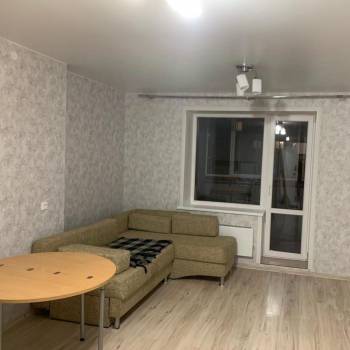 Сдается 1-комнатная квартира, 35 м²