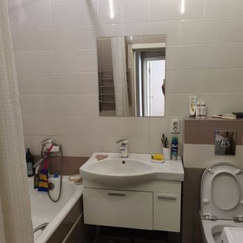 Продается 1-комнатная квартира, 38,1 м²