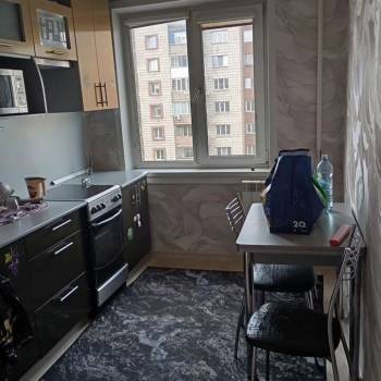 Сдается Многокомнатная квартира, 59,6 м²