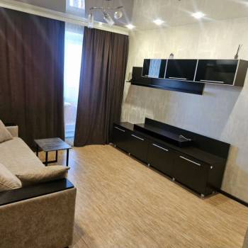 Сдается 1-комнатная квартира, 42 м²