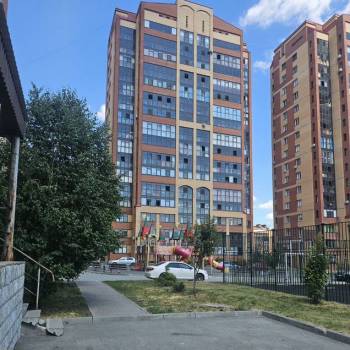 Продается 1-комнатная квартира, 45 м²