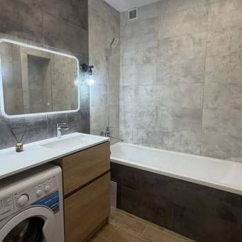 Сдается 2-х комнатная квартира, 62 м²