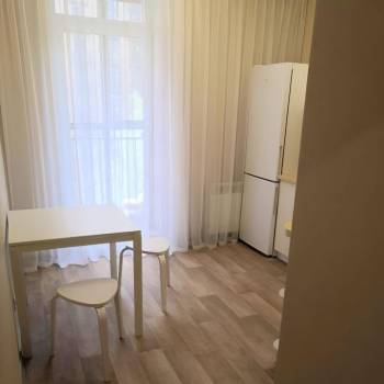 Сдается 1-комнатная квартира, 37 м²
