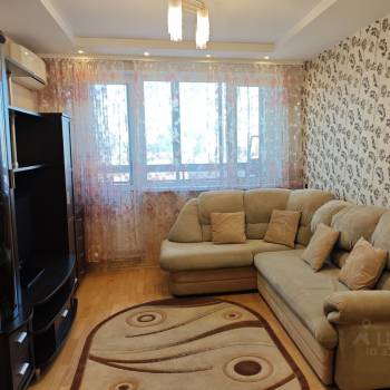 Сдается 1-комнатная квартира, 51 м²