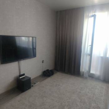 Продается Многокомнатная квартира, 80,9 м²