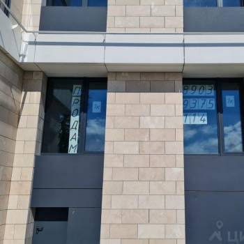 Продается 1-комнатная квартира, 37 м²