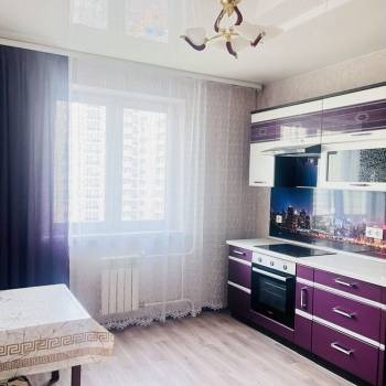 Продается 1-комнатная квартира, 43,8 м²