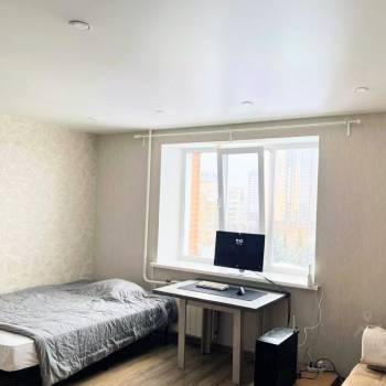 Сдается 1-комнатная квартира, 44 м²