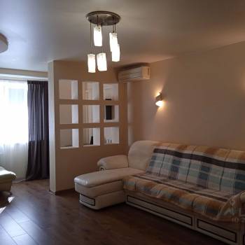 Сдается Многокомнатная квартира, 110 м²