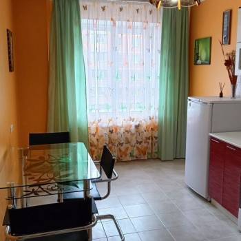 Сдается 2-х комнатная квартира, 60 м²