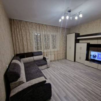 Сдается 1-комнатная квартира, 43 м²