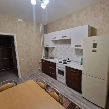 Сдается 1-комнатная квартира, 43 м²