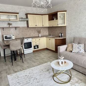 Сдается 1-комнатная квартира, 46 м²