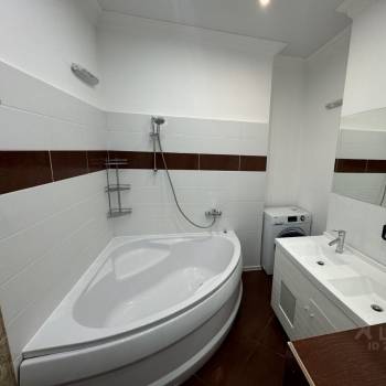Сдается 2-х комнатная квартира, 66 м²