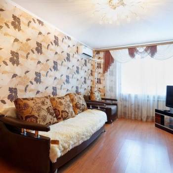 Сдается 1-комнатная квартира, 50 м²