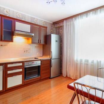 Сдается 1-комнатная квартира, 50 м²