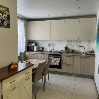 Продается 2-х комнатная квартира, 75 м²