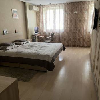 Продается 2-х комнатная квартира, 75 м²