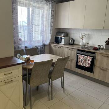Продается 2-х комнатная квартира, 75 м²