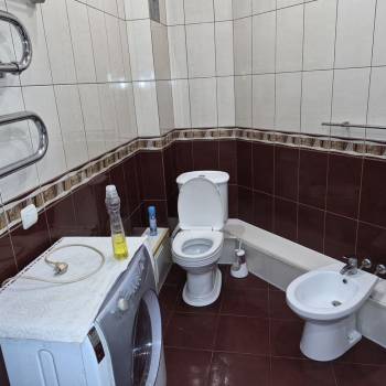 Сдается 2-х комнатная квартира, 74 м²