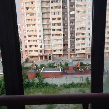 Продается 1-комнатная квартира, 37 м²