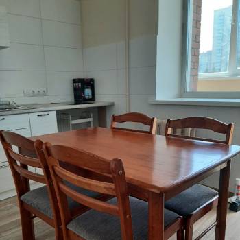 Сдается 1-комнатная квартира, 42 м²