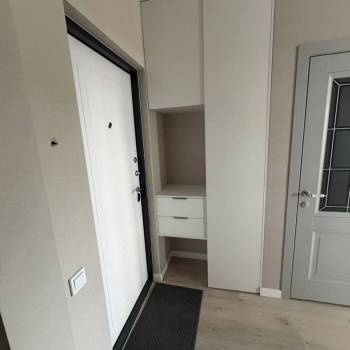 Продается 1-комнатная квартира, 39 м²