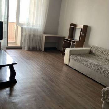Сдается 1-комнатная квартира, 49 м²
