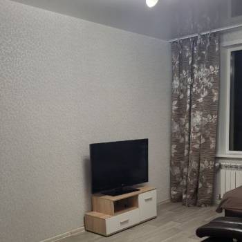 Сдается 1-комнатная квартира, 41 м²