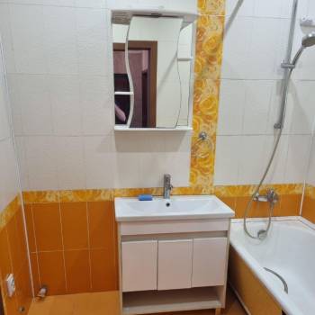 Сдается Многокомнатная квартира, 70 м²