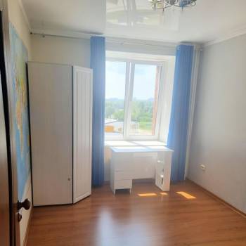 Сдается Многокомнатная квартира, 70 м²