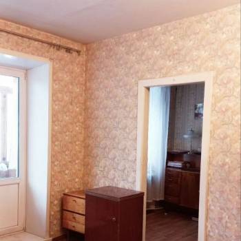 Продается 3-х комнатная квартира, 54 м²