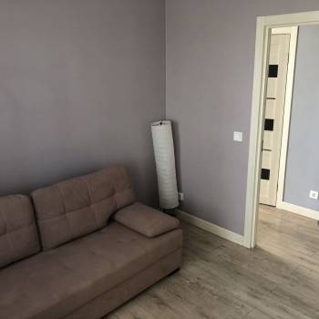 Продается 1-комнатная квартира, 36 м²