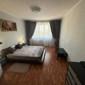 Сдается 1-комнатная квартира, 43 м²