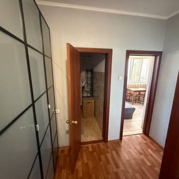 Сдается 1-комнатная квартира, 43 м²