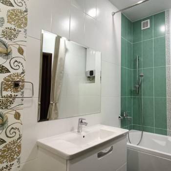Сдается 1-комнатная квартира, 55 м²
