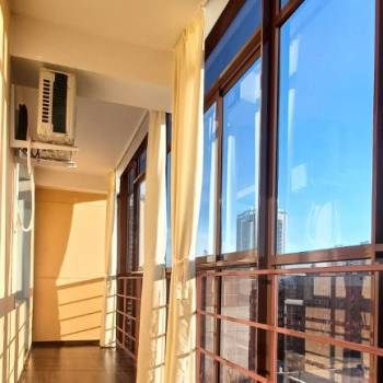 Сдается 1-комнатная квартира, 55 м²