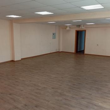 Сдается Нежилое помещение, 107 м²