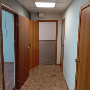 Сдается Нежилое помещение, 107 м²
