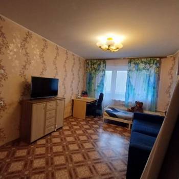 Продается 1-комнатная квартира, 37 м²