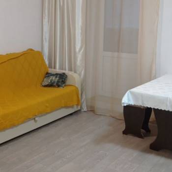 Сдается 1-комнатная квартира, 50 м²