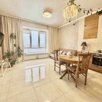 Продается Многокомнатная квартира, 87,1 м²