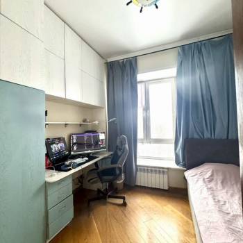 Продается Многокомнатная квартира, 87,1 м²