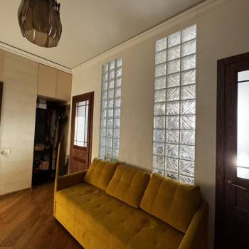 Продается Многокомнатная квартира, 87,1 м²