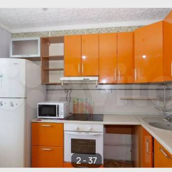 Продается Многокомнатная квартира, 80 м²