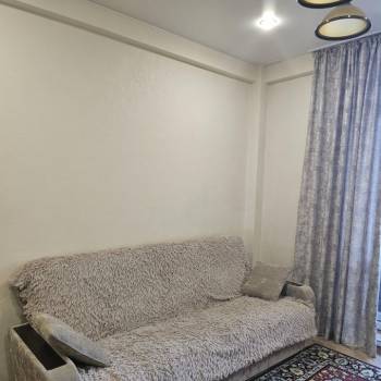 Продается 1-комнатная квартира, 43 м²