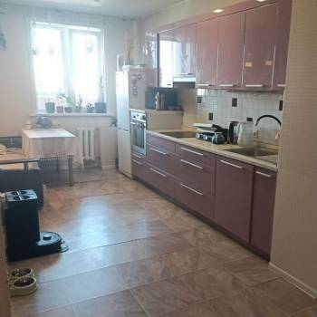 Сдается 1-комнатная квартира, 55 м²