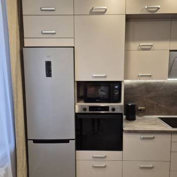 Сдается 2-х комнатная квартира, 63 м²