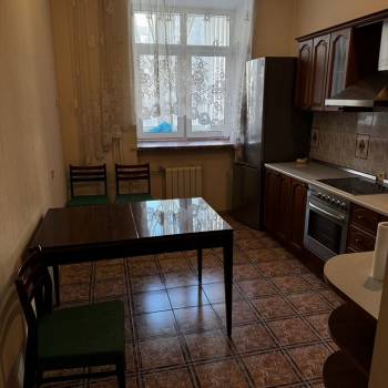 Сдается Многокомнатная квартира, 97,4 м²
